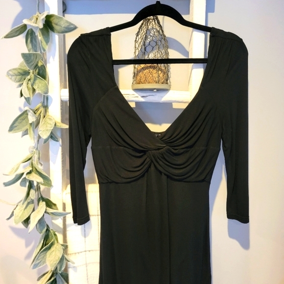 White House Black Market Top - Picture 2 of 6